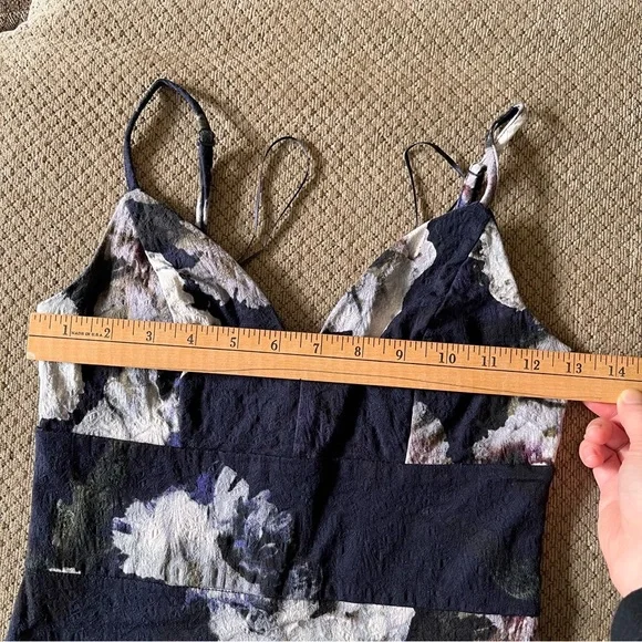 Floral Dynamite dress - stretch / stretchy - size XS - Picture 11 of 12